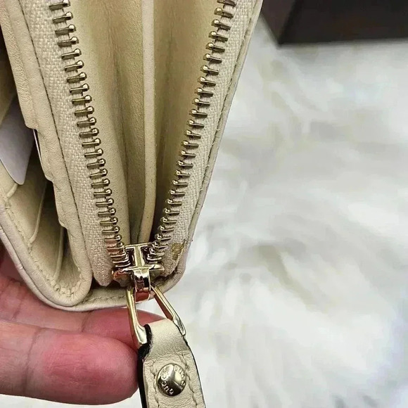 Microguccissima Pattern  Leather Compact Wallet - Picture 10 of 16